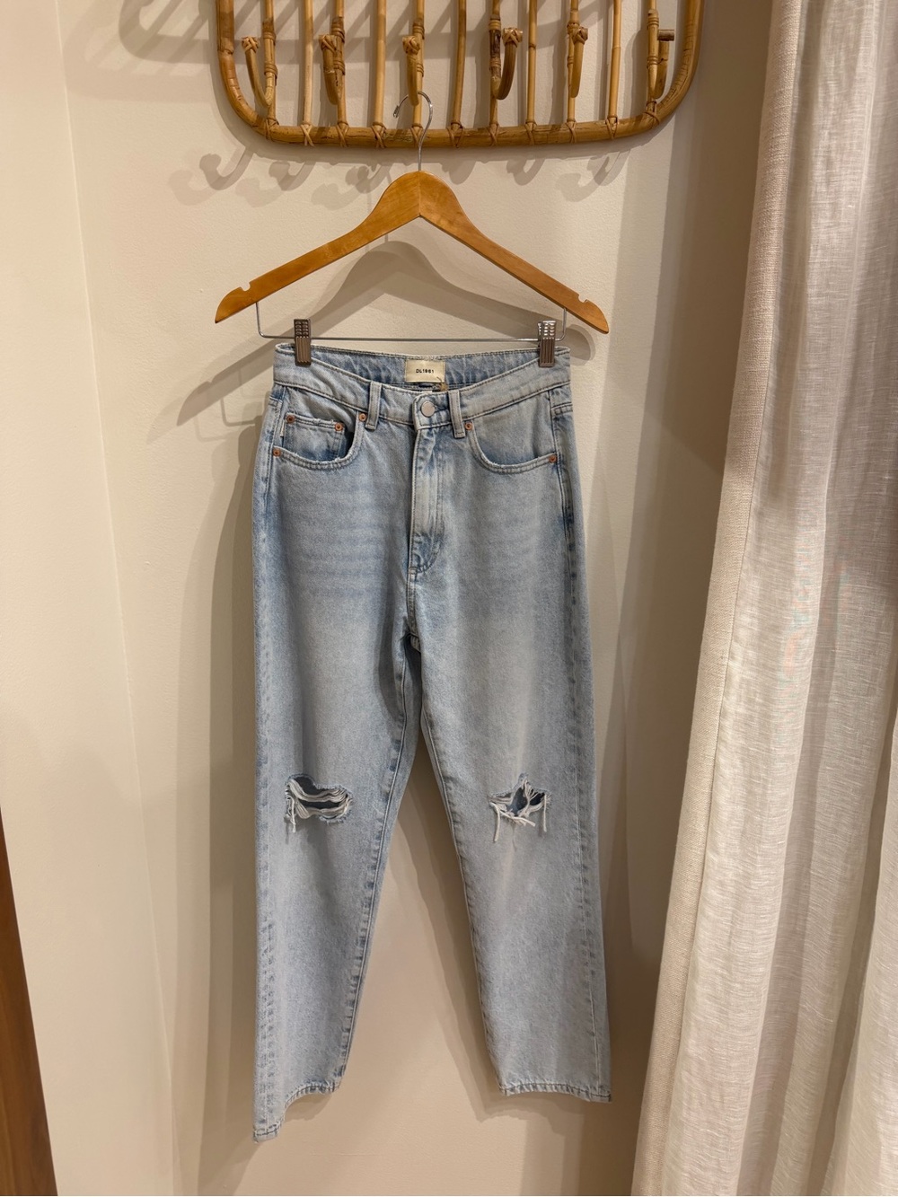 DL1961 Crystal Cigarette Jeans